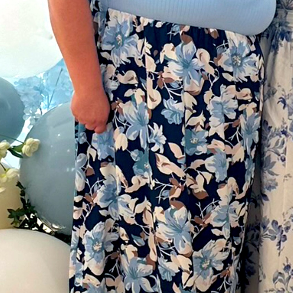 3x light blue floral dress